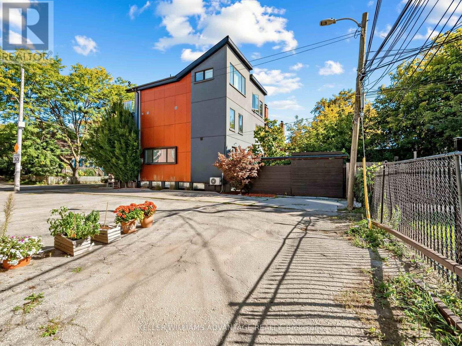 253 Broadview Avenue, Toronto, Ontario  M4M 2G6 - Photo 24 - E13840644