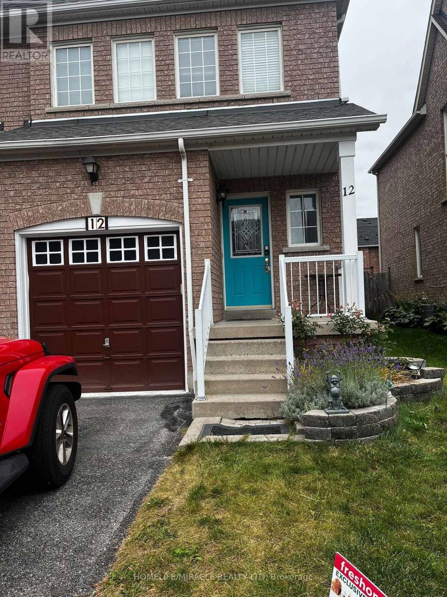 12 GATEWAY COURT, Whitby, Ontario