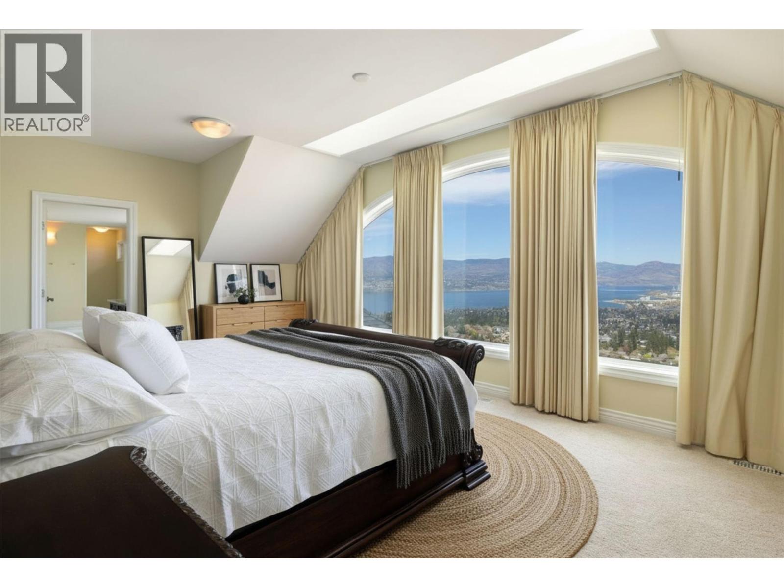 1010 Lamont Court, Kelowna, British Columbia  V1W 5J1 - Photo 11 - 10401953