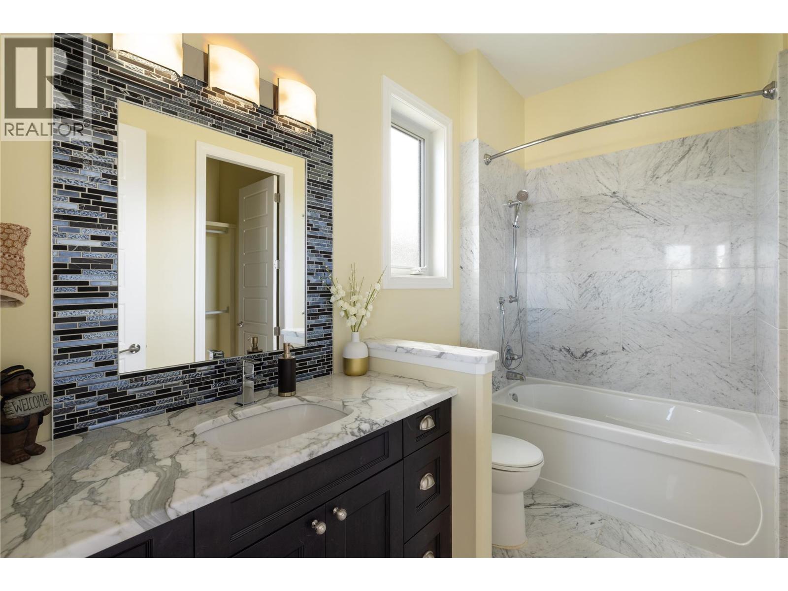 1010 Lamont Court, Kelowna, British Columbia  V1W 5J1 - Photo 19 - 10401953