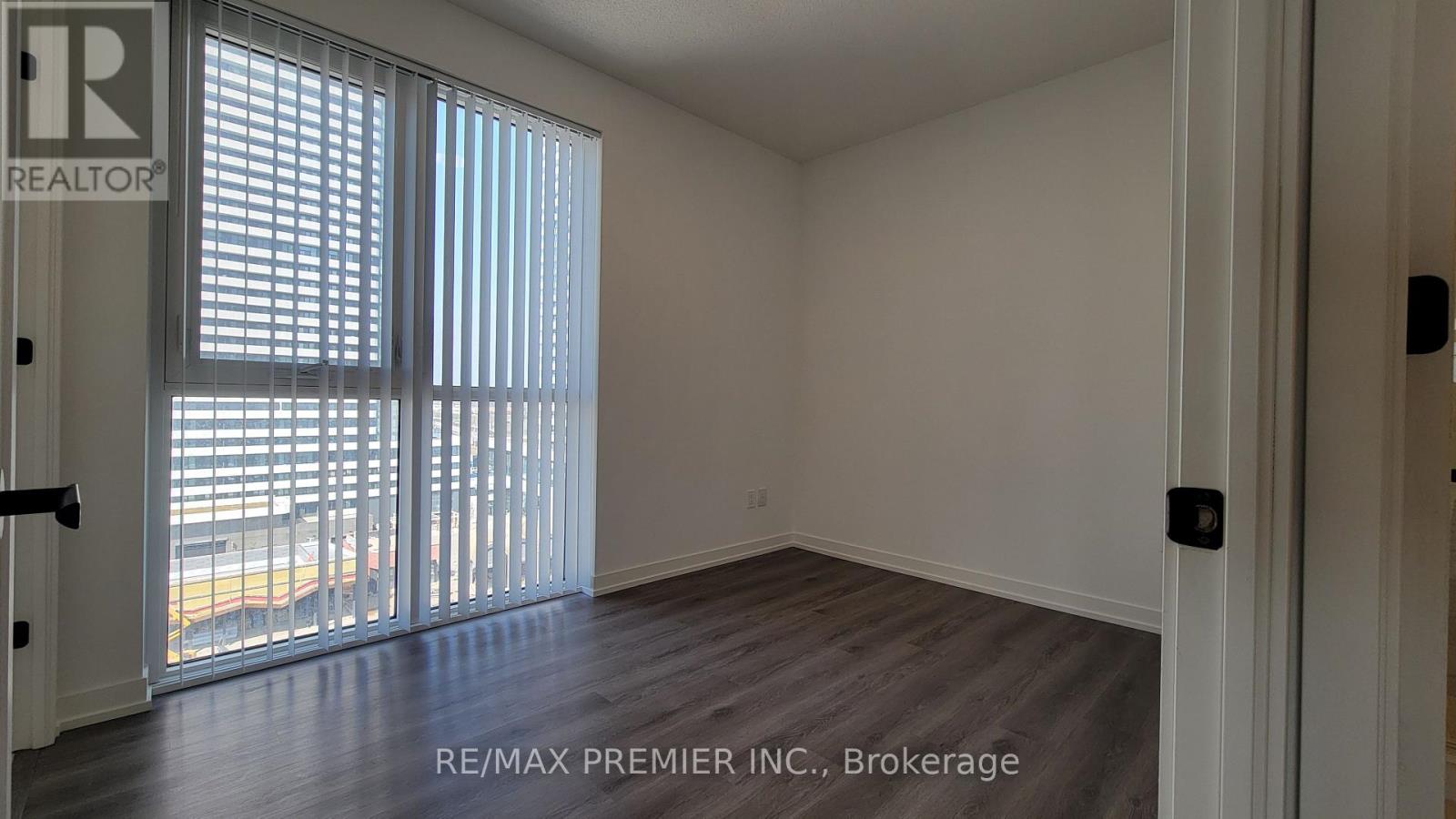 1012 - 28 Interchange Way, Vaughan, Ontario  L4K 0P8 - Photo 18 - N13840746