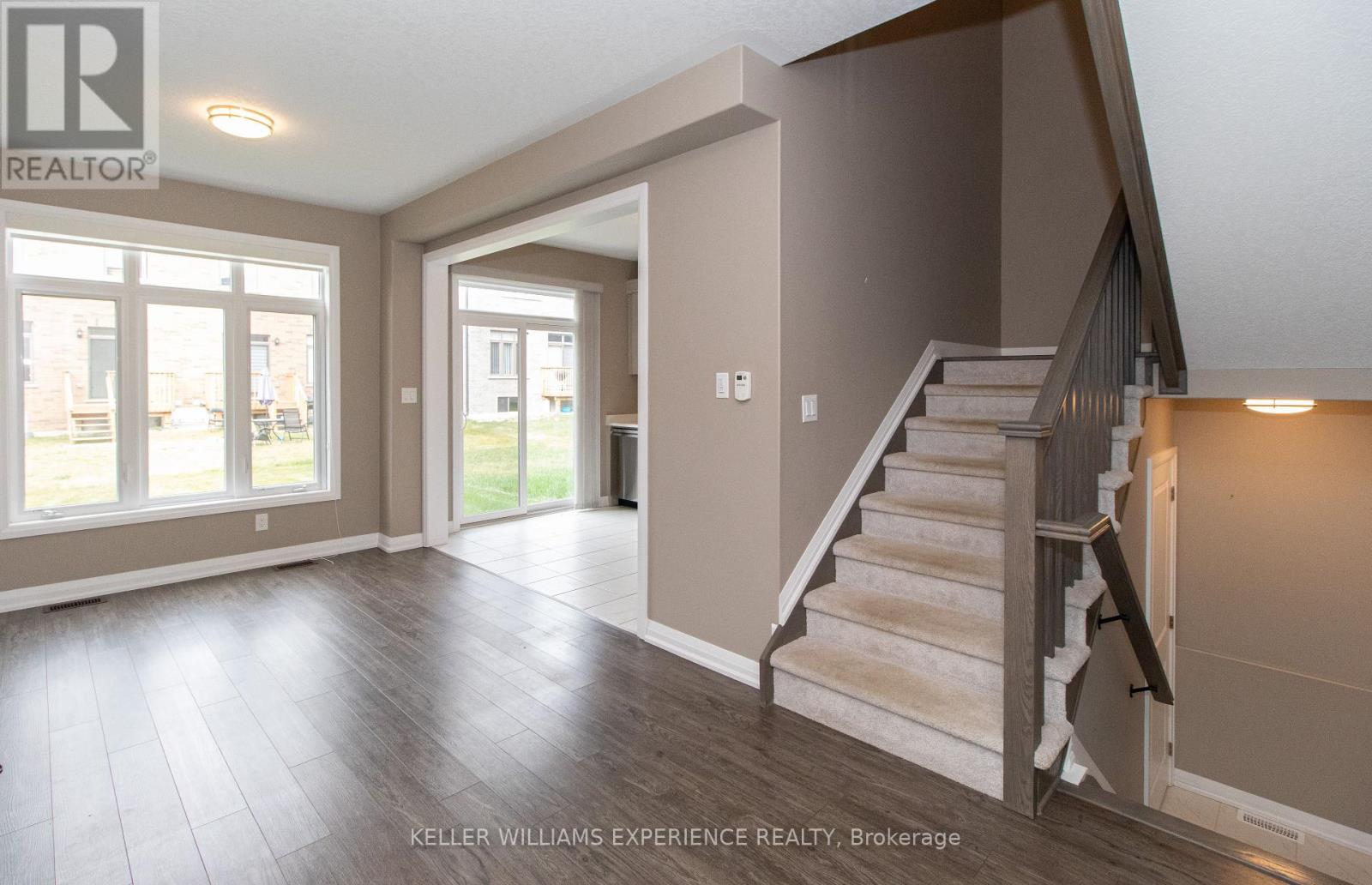 55 Copperhill Heights, Barrie, Ontario  L9S 2Z4 - Photo 9 - S13840632