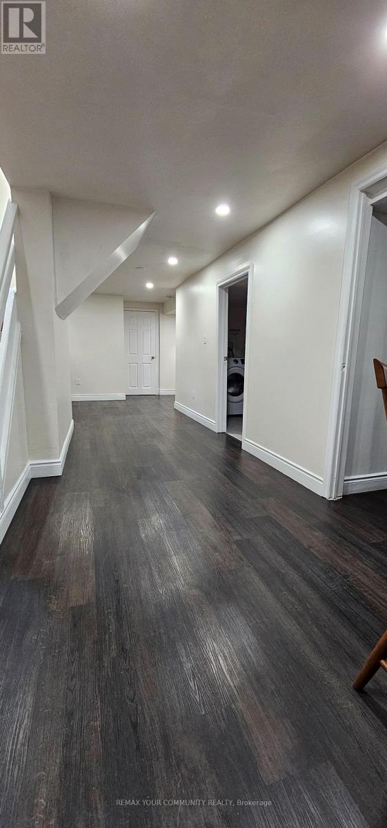 51 Davelayne Road, Toronto, Ontario  M9M 2A6 - Photo 10 - W13840576