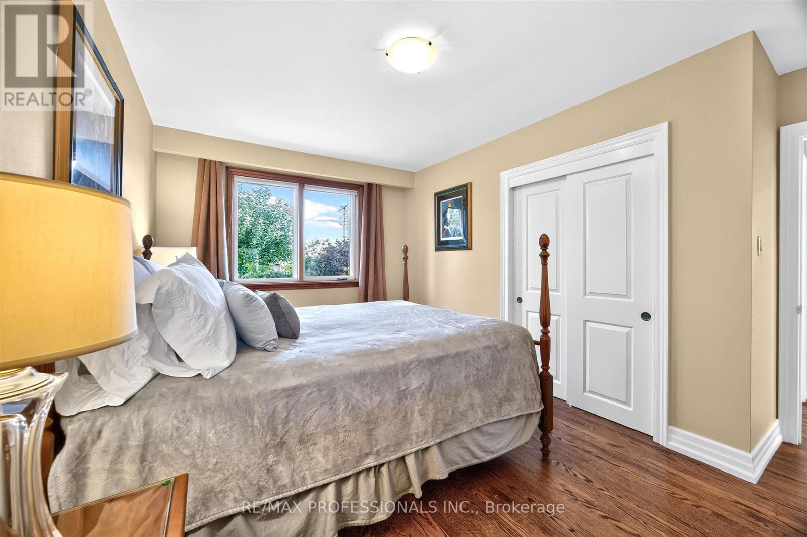 302 La Rose Avenue, Toronto, Ontario  M9P 1B9 - Photo 24 - W13840594