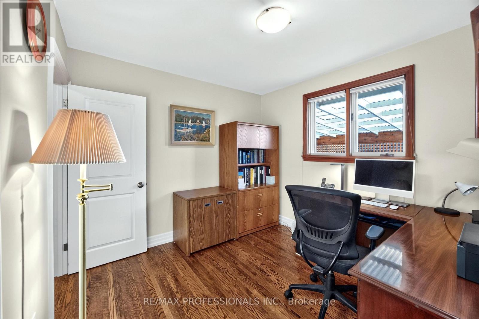 302 La Rose Avenue, Toronto, Ontario  M9P 1B9 - Photo 25 - W13840594