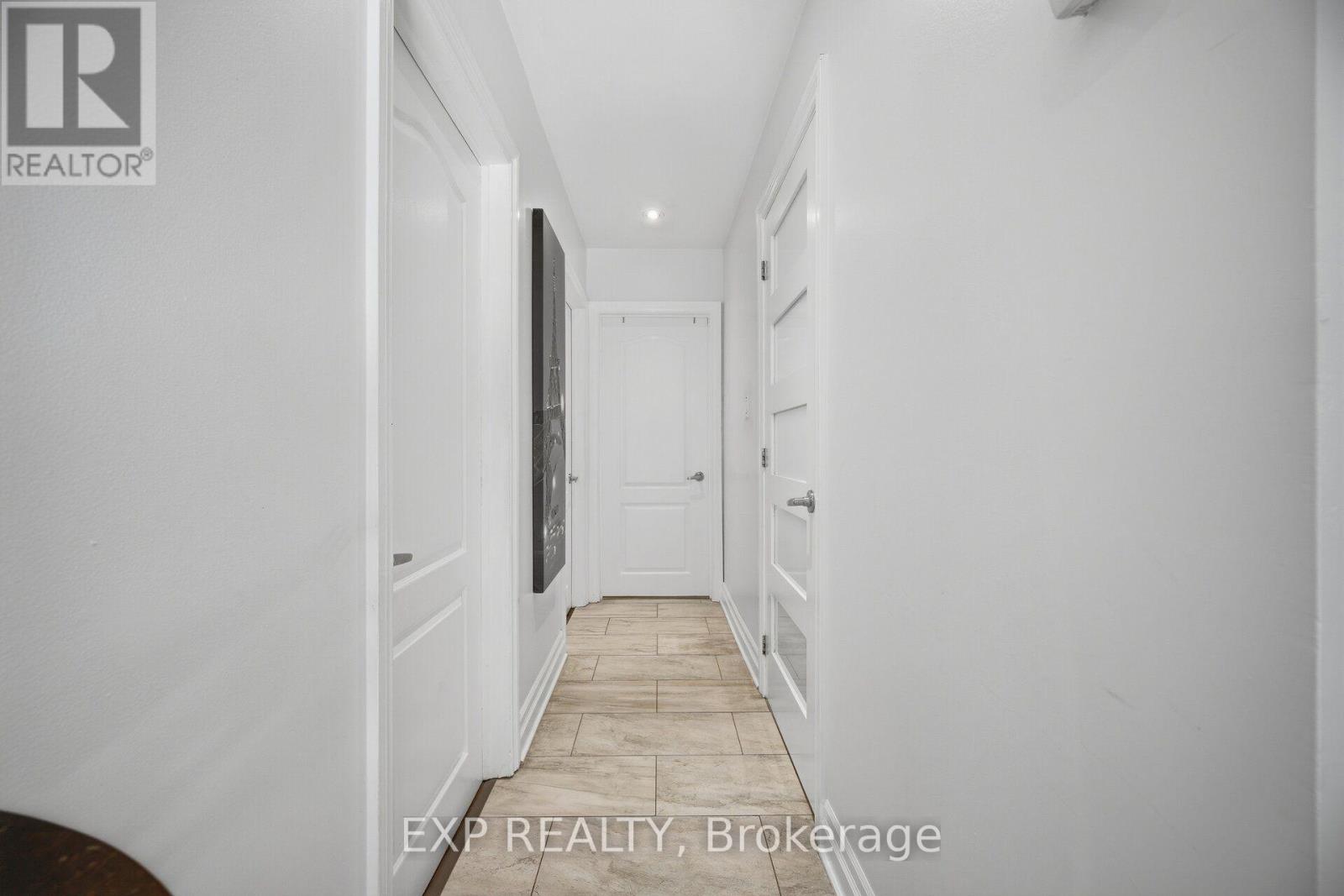 1262 Kelly Road, Mississauga, Ontario  L5J 3T9 - Photo 5 - W13840634
