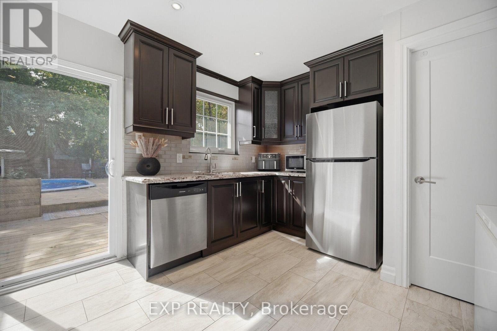1262 Kelly Road, Mississauga, Ontario  L5J 3T9 - Photo 8 - W13840634