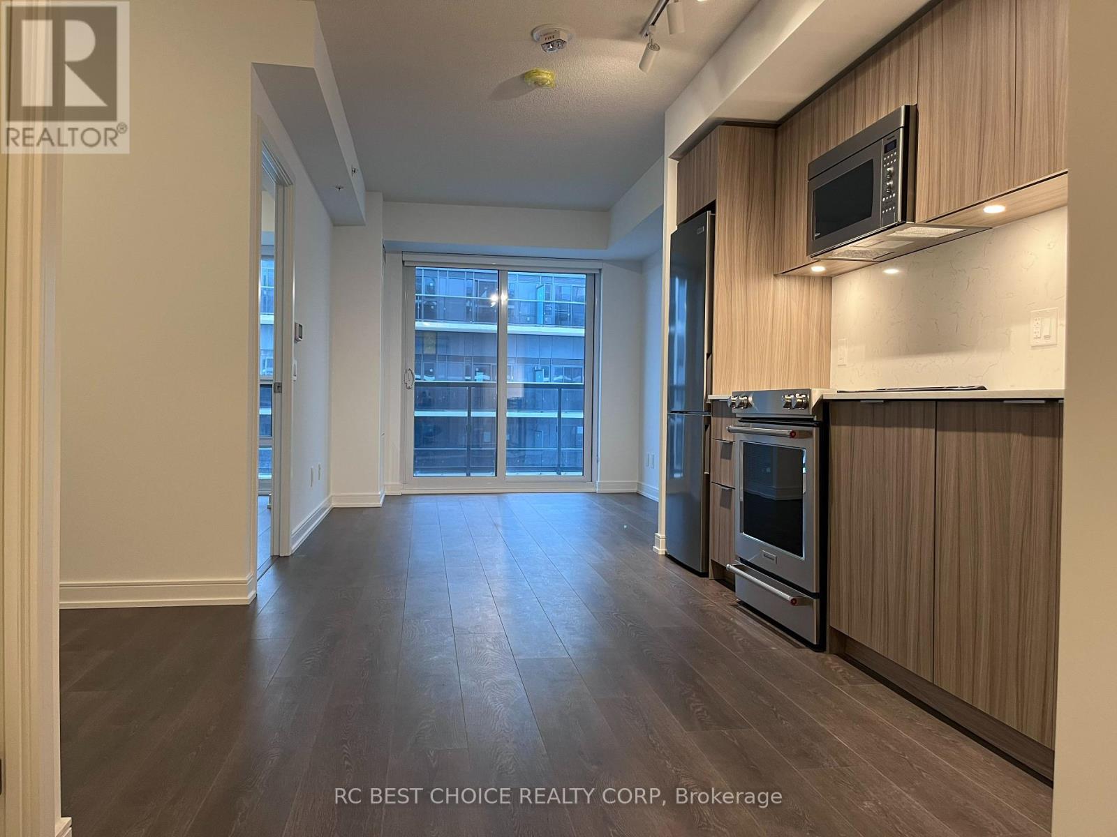 1905 - 30 Samuel Wood Way, Toronto, Ontario  M9B 0C9 - Photo 3 - W13840652