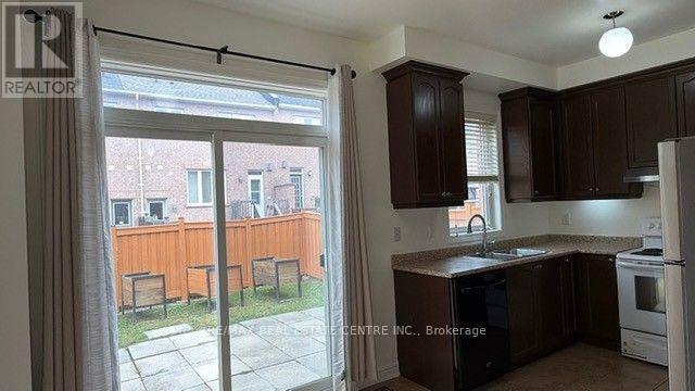759 Asleton Boulevard, Milton, Ontario  L9T 8K3 - Photo 10 - W13840670