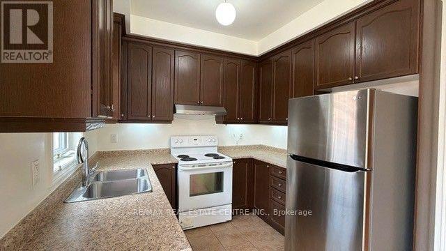 759 Asleton Boulevard, Milton, Ontario  L9T 8K3 - Photo 12 - W13840670