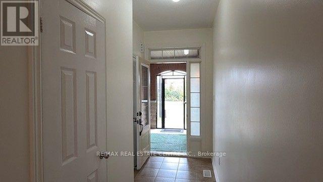 759 Asleton Boulevard, Milton, Ontario  L9T 8K3 - Photo 6 - W13840670