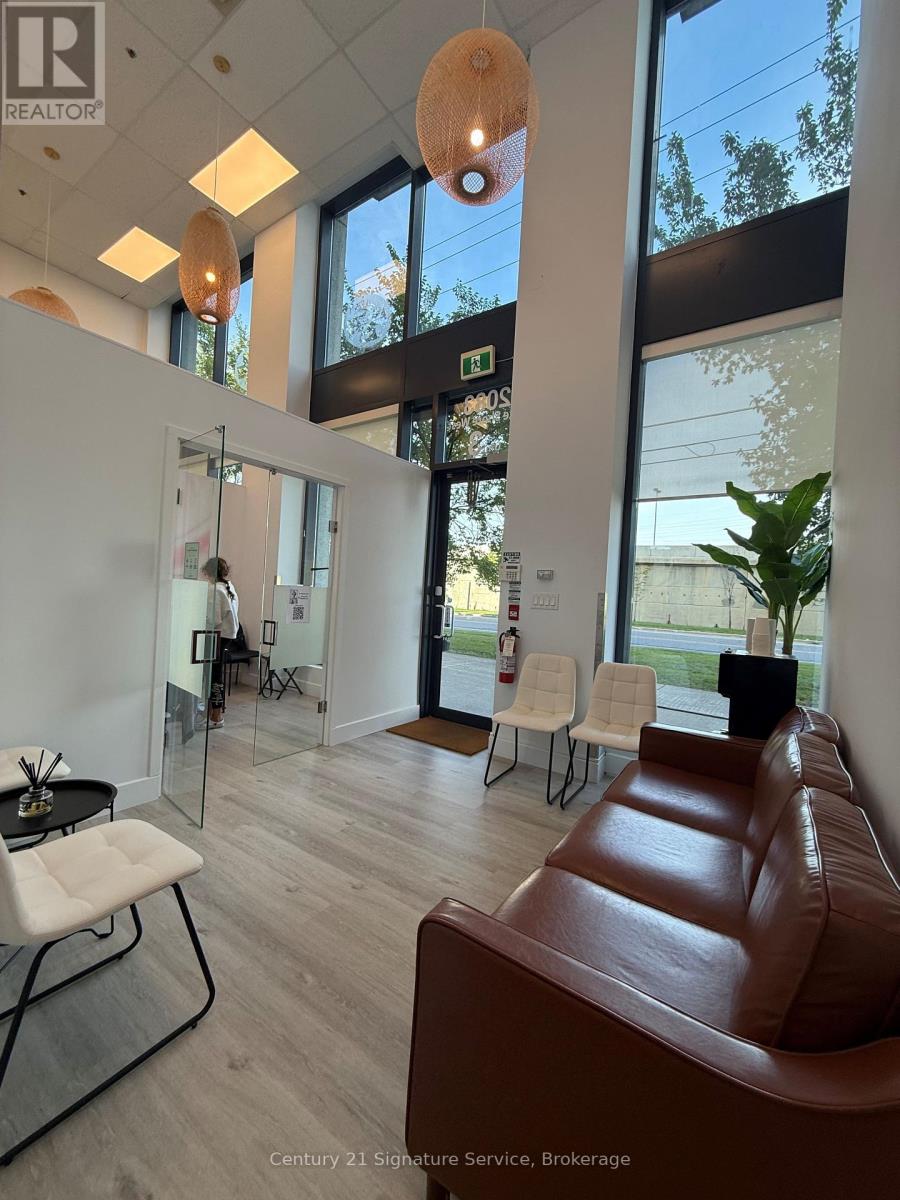3a - 2083 Lakeshore Boulevard W, Toronto, Ontario  M8V 4G2 - Photo 2 - W13840676
