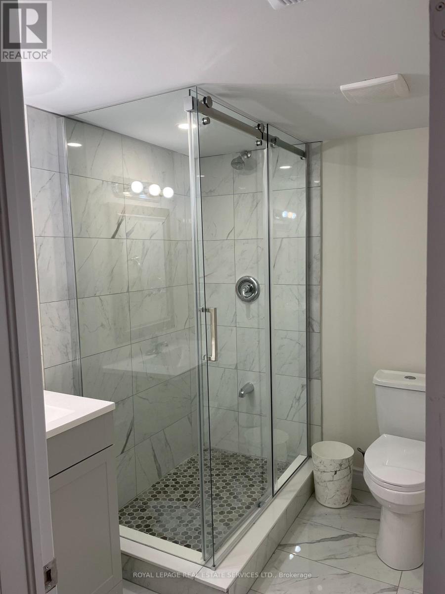 Bsmt - 5245 Alicante Street, Mississauga, Ontario  L5V 1S9 - Photo 13 - W13840720