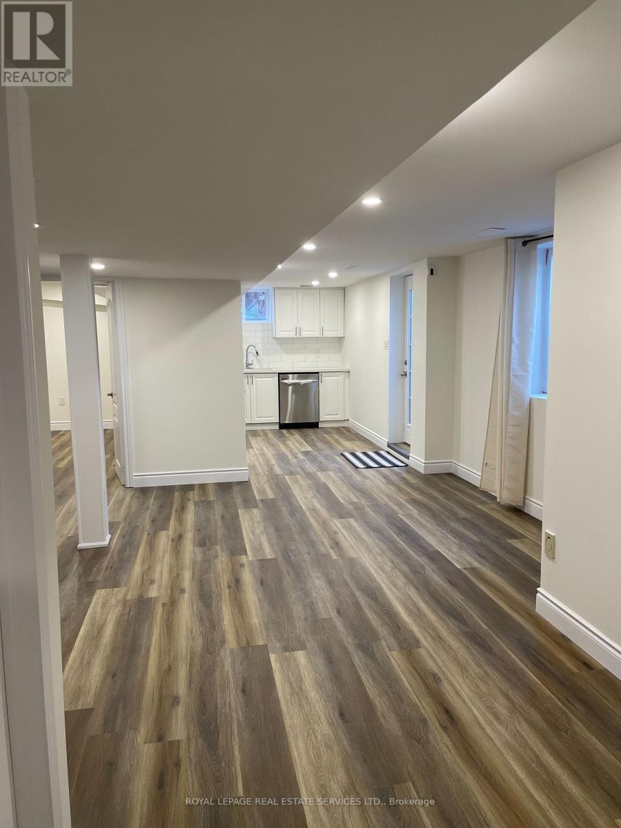 Bsmt - 5245 Alicante Street, Mississauga, Ontario  L5V 1S9 - Photo 15 - W13840720