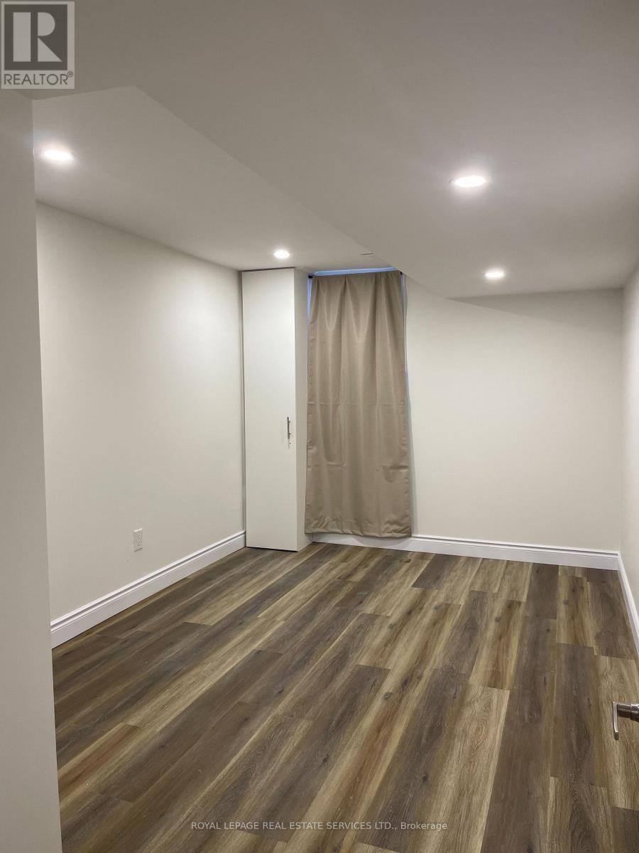 Bsmt - 5245 Alicante Street, Mississauga, Ontario  L5V 1S9 - Photo 8 - W13840720