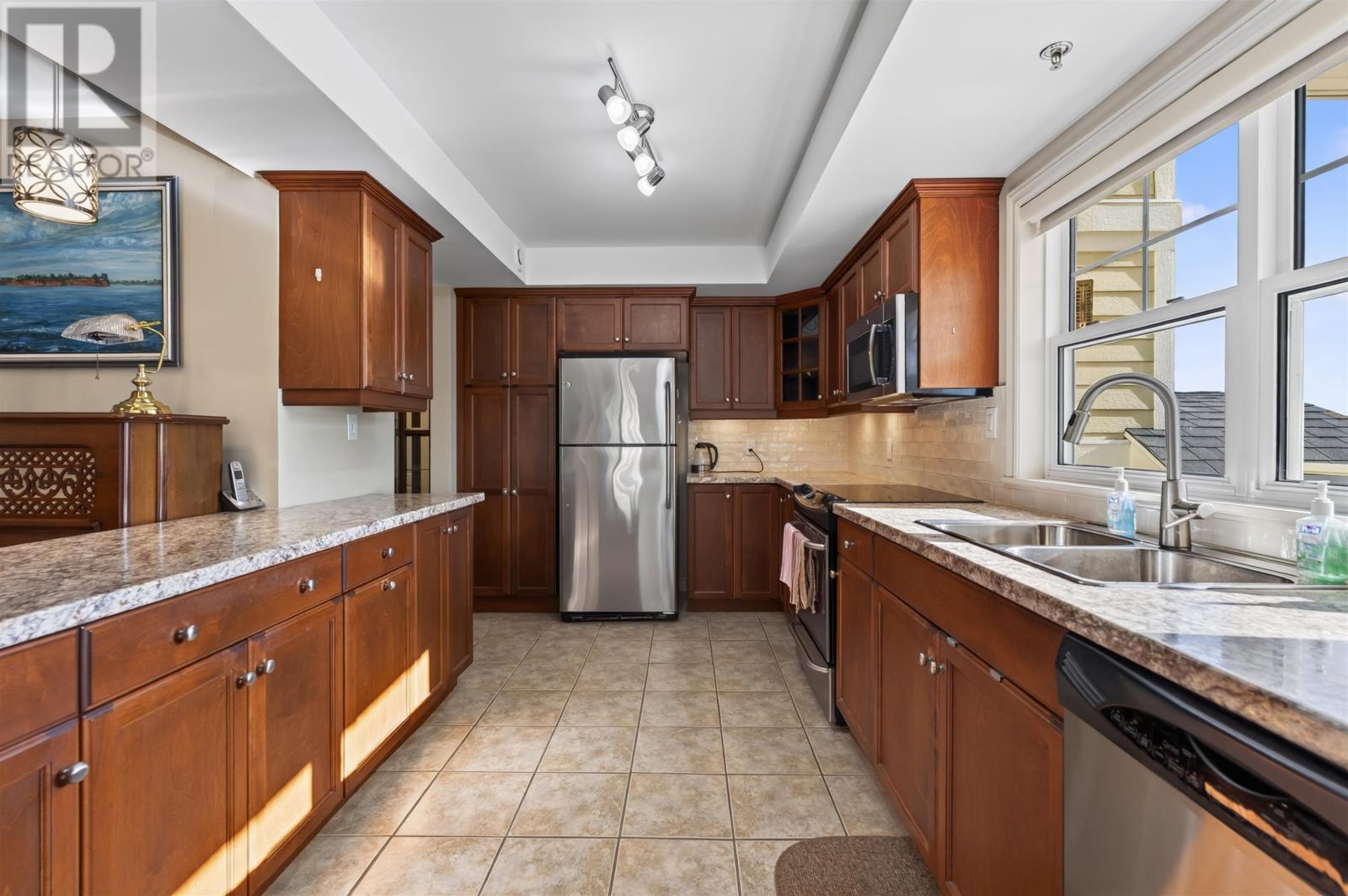 101 1 Haviland Street, Charlottetown, Prince Edward Island  C1A 0A8 - Photo 10 - 202624641