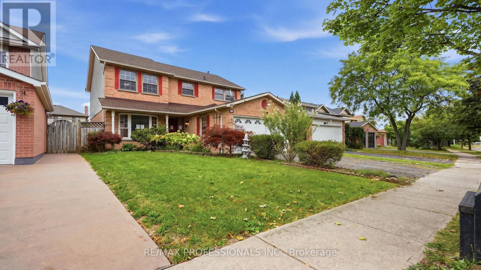 15 STRADA BOULEVARD, St. Catharines, Ontario
