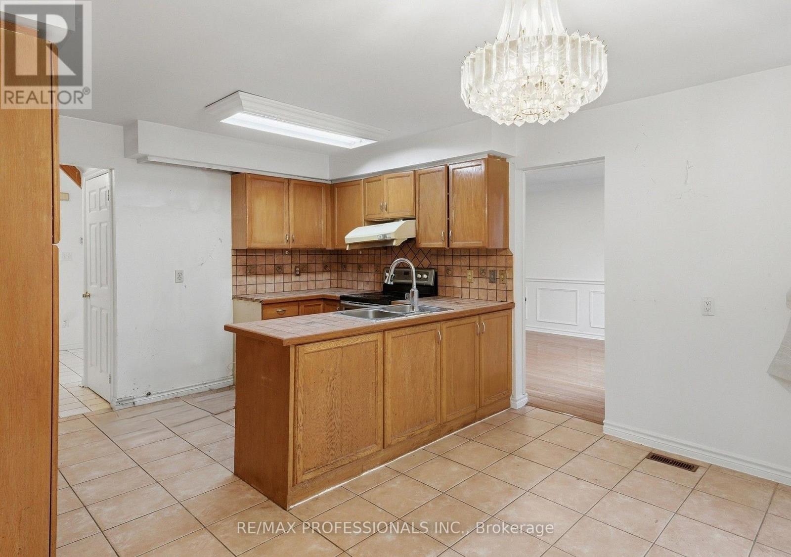 15 Strada Boulevard, St. Catharines, Ontario  L2S 3L6 - Photo 17 - X13840704