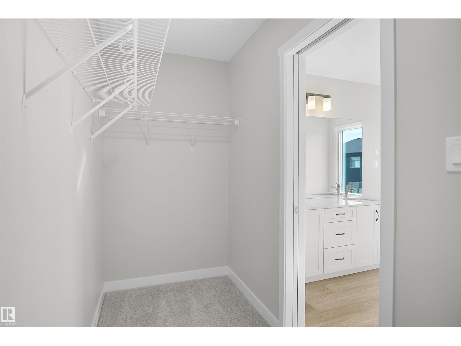 2204 194 ST NW