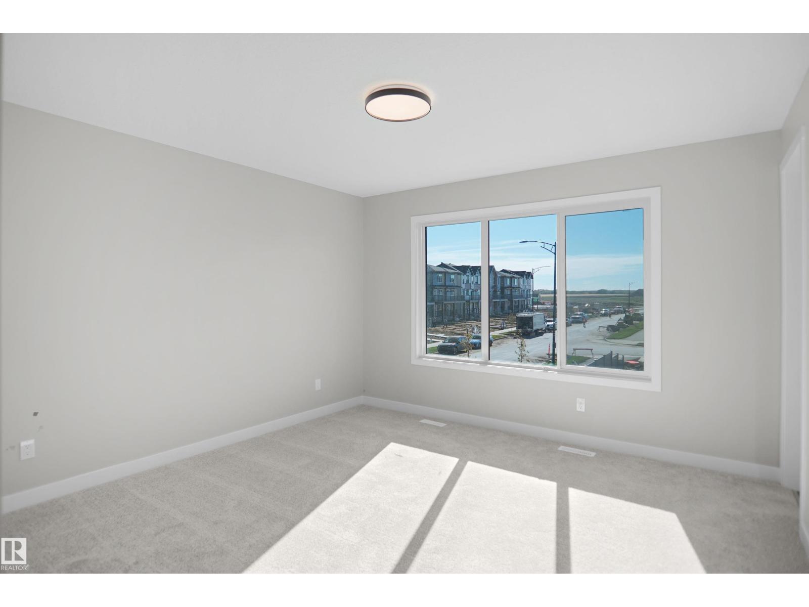 2204 194 ST NW