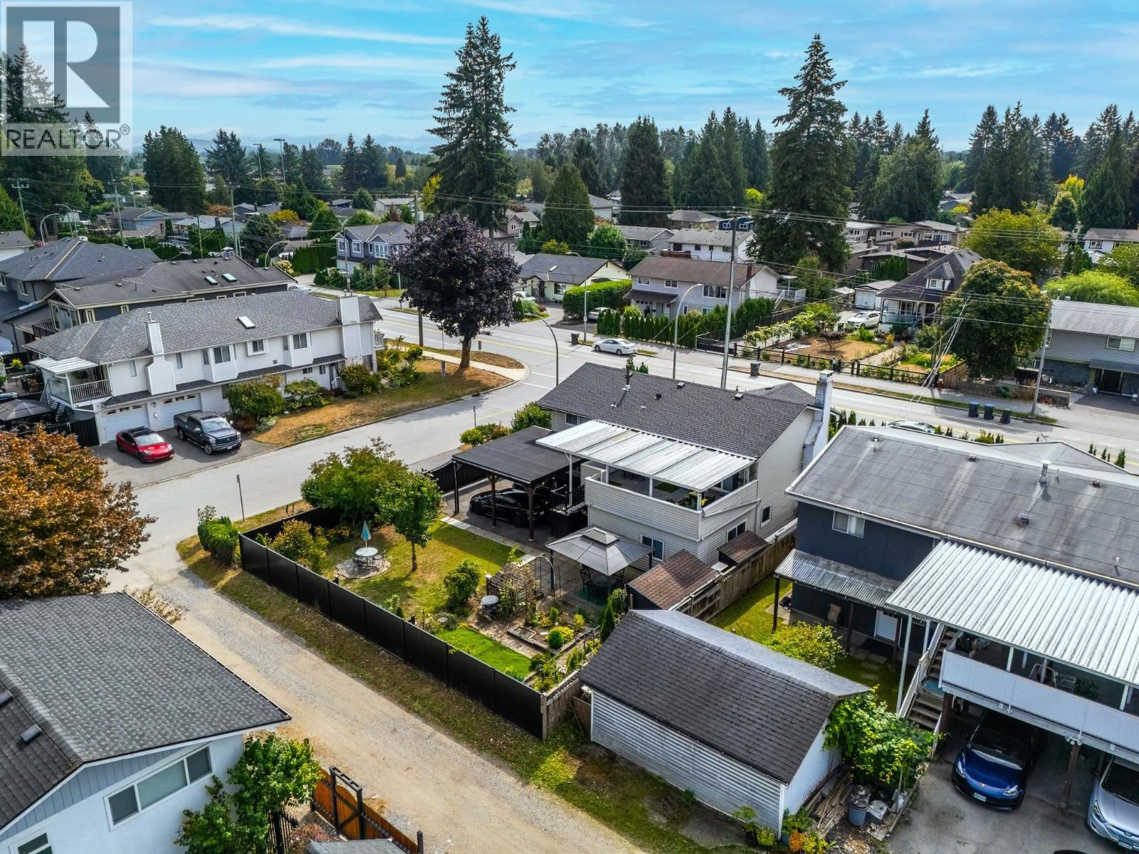 1121 PRAIRIE AVENUE