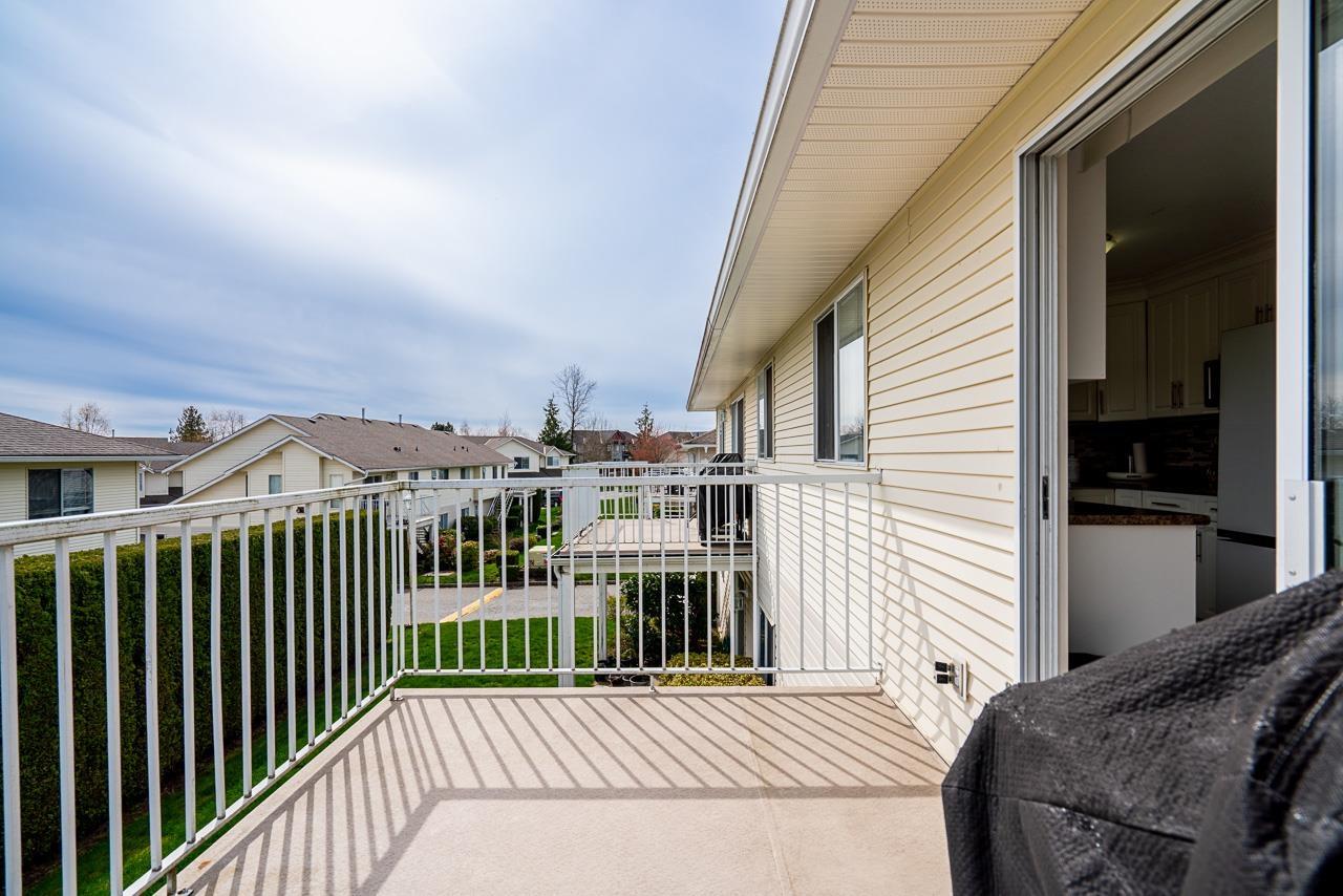 11 31255 UPPER MACLURE ROAD