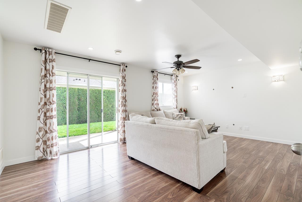 11 31255 UPPER MACLURE ROAD