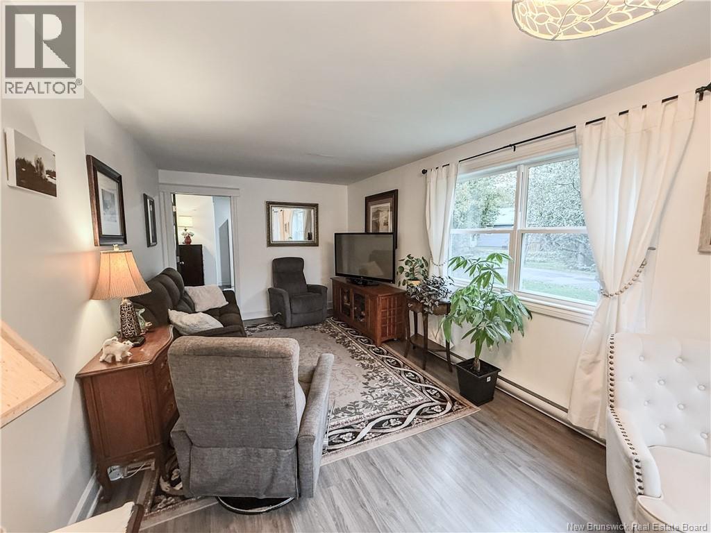 38 Holman Avenue, Sussex, New Brunswick  E4E 2E5 - Photo 11 - NB148732