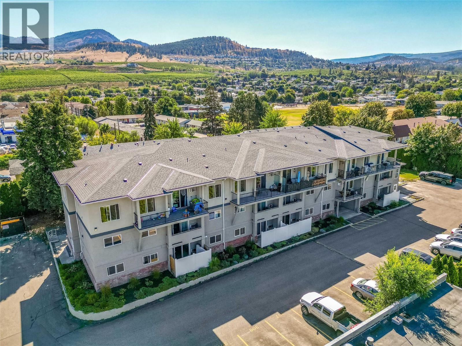205 Highway 33 E, Kelowna, British Columbia