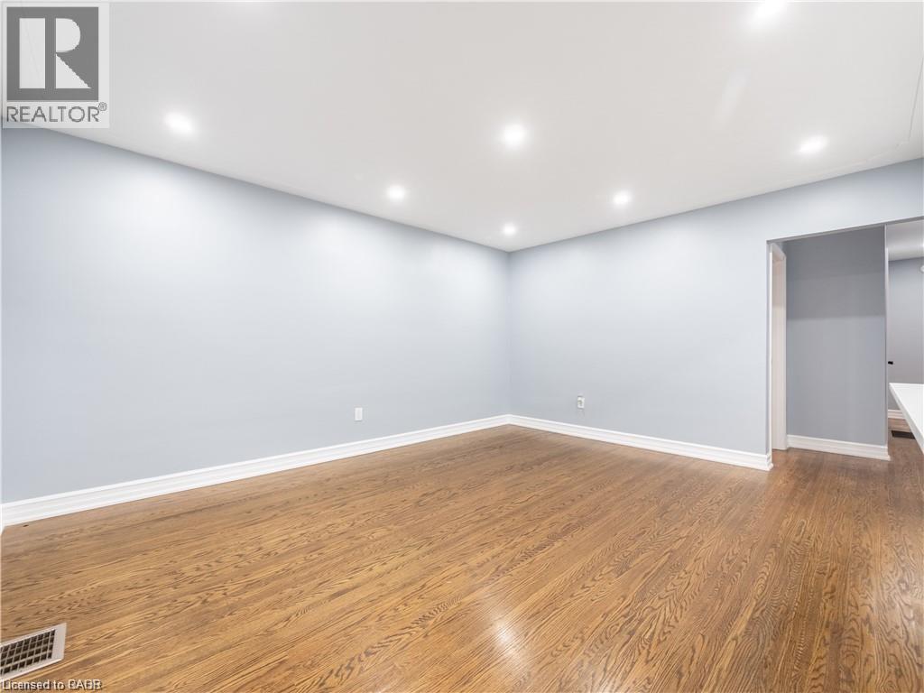 198 West 19th Street, Hamilton, Ontario  L9C 4J2 - Photo 11 - 40867155
