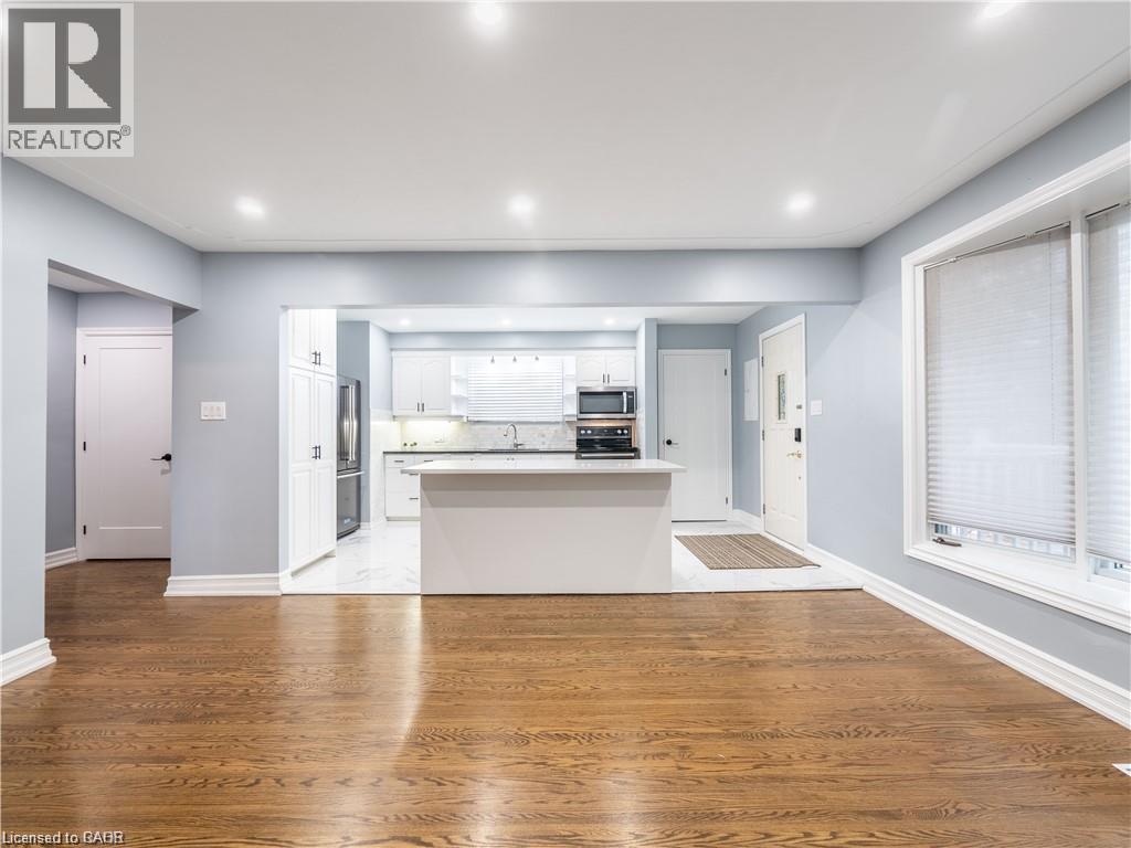 198 West 19th Street, Hamilton, Ontario  L9C 4J2 - Photo 13 - 40867155