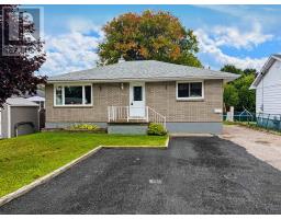 47 Stevens RD, Elliot Lake, Ontario