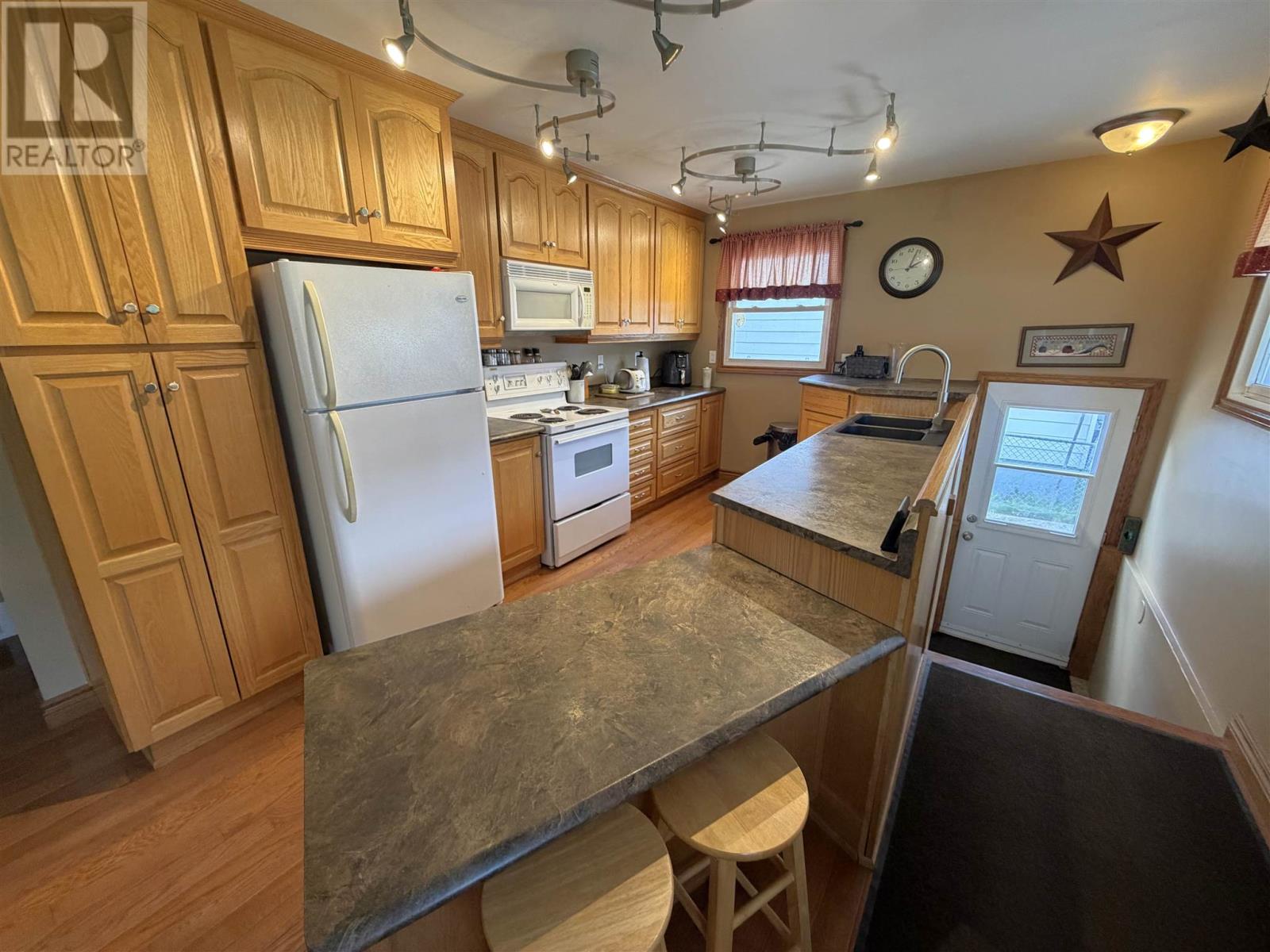 47 Stevens Rd, Elliot Lake, Ontario  P5A 1M5 - Photo 16 - SM262497