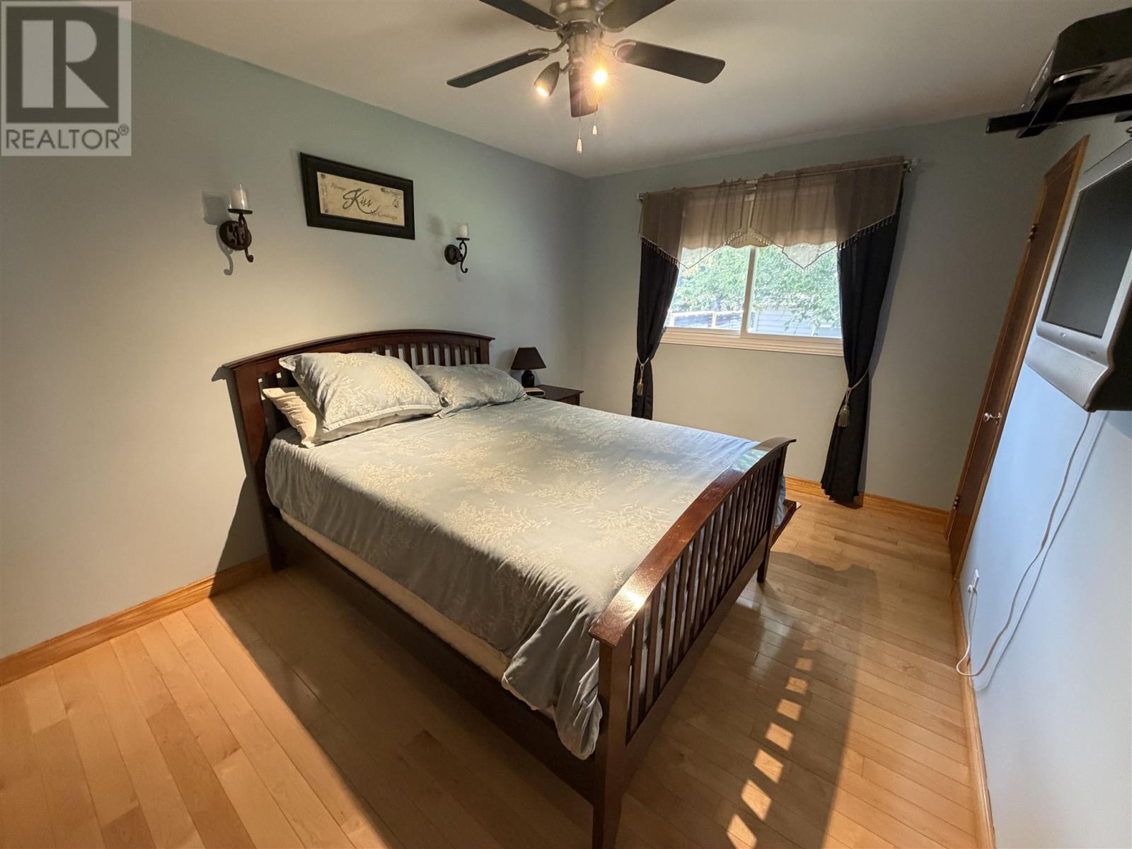 47 Stevens Rd, Elliot Lake, Ontario  P5A 1M5 - Photo 18 - SM262497