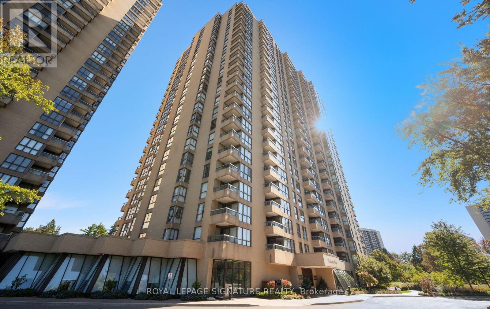 1704 - 1 CONCORDE PLACE, Toronto, Ontario