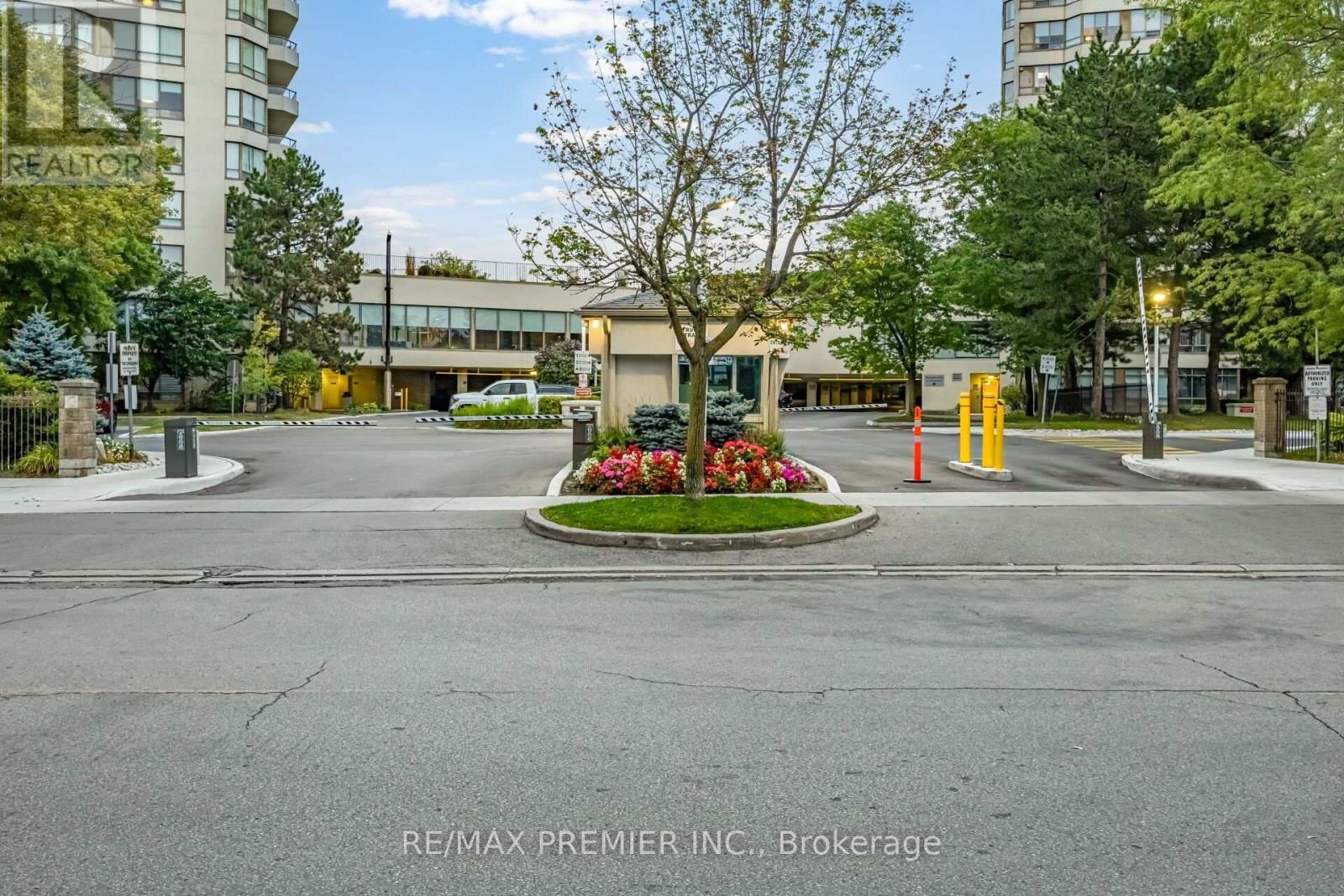 1923 - 3 Greystone Walk Drive, Toronto, Ontario  M1K 5J4 - Photo 8 - E13818362