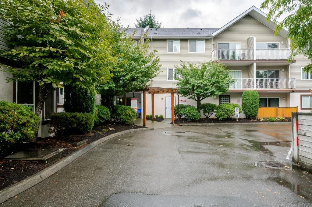 310 45222 WATSON ROAD|Garrison Crossing