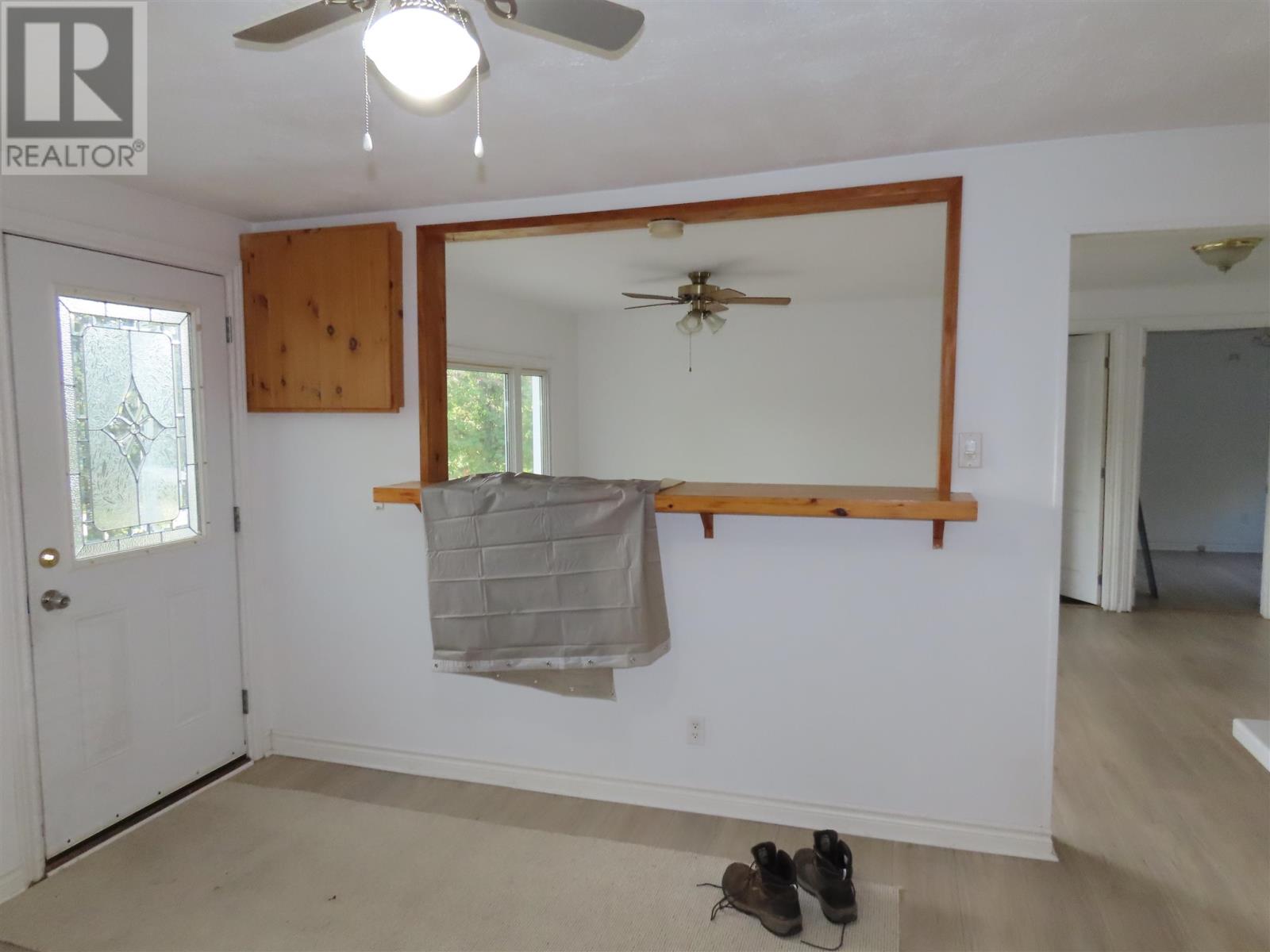 1310 Elizabeth St, Richards Landing, Ontario  P0R 1J0 - Photo 3 - SM262585