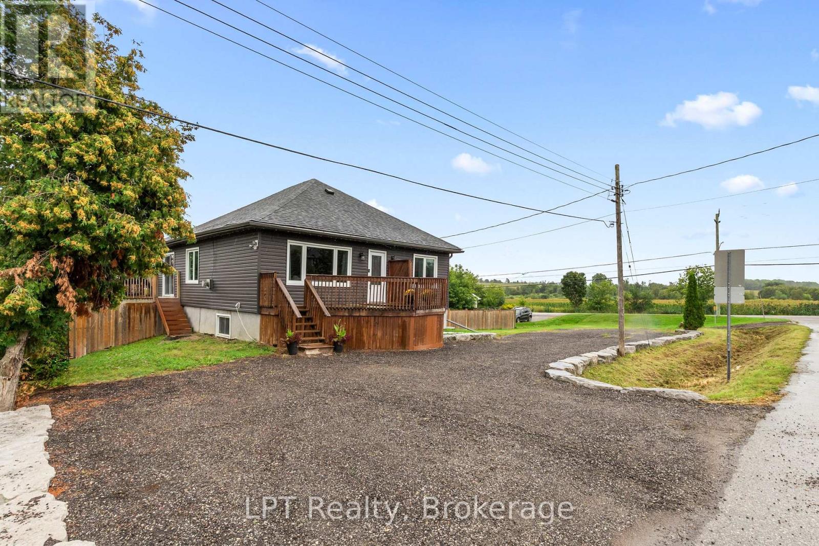 9 Lakeview Avenue, Scugog, Ontario  L0B 1E0 - Photo 5 - E13840836