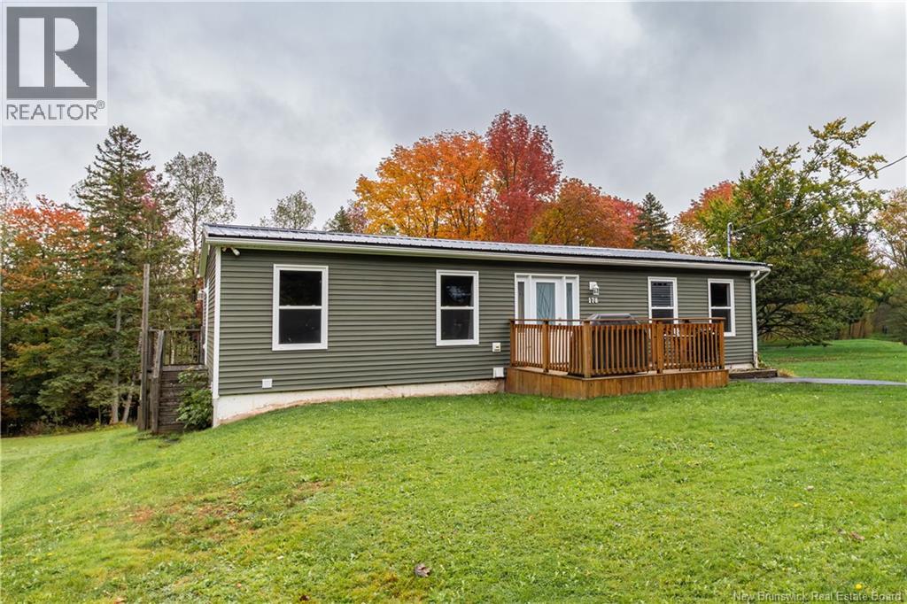 178 Pleasant Avenue, Sussex, New Brunswick  E4E 1Y2 - Photo 3 - NB148755