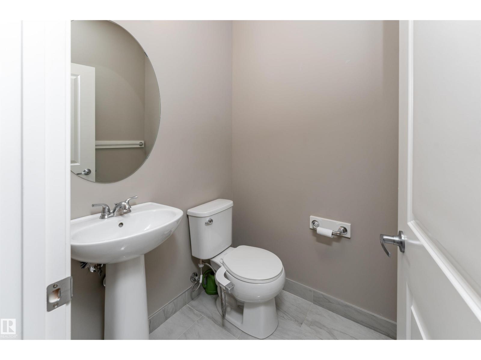 17523 56 ST NW