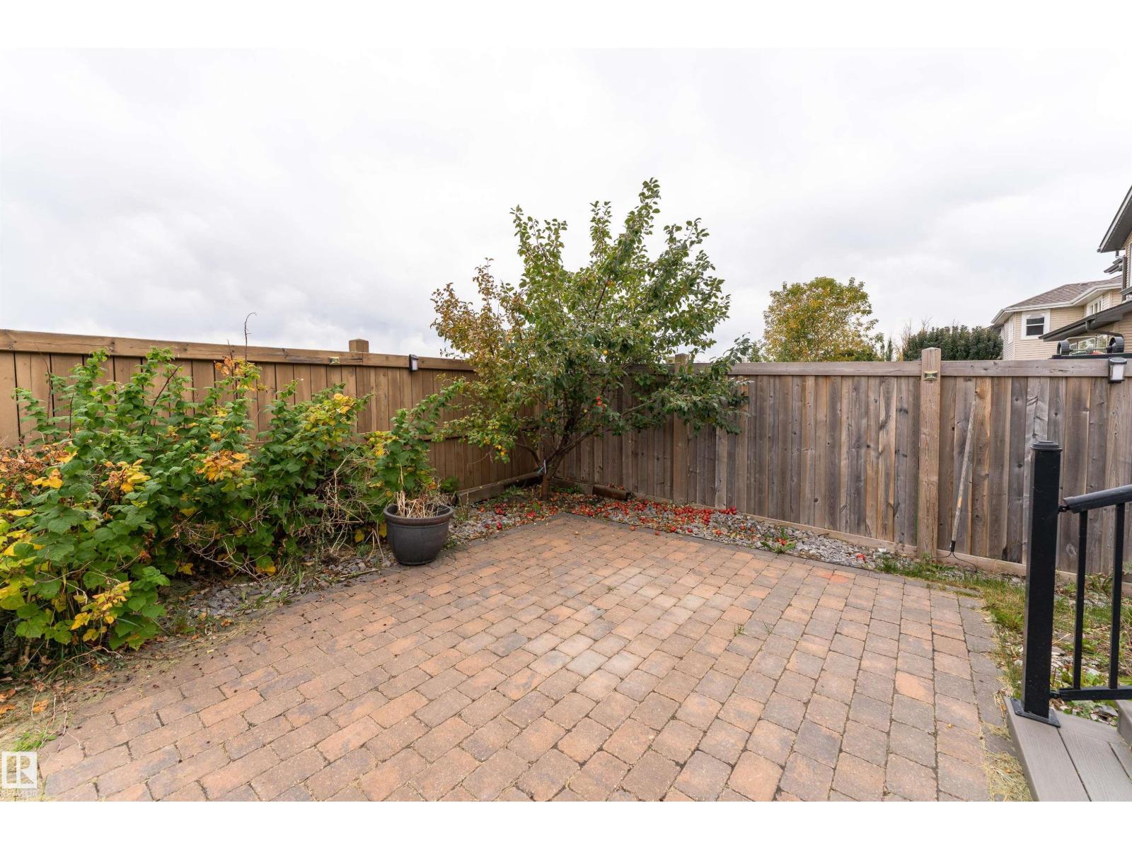 17523 56 ST NW