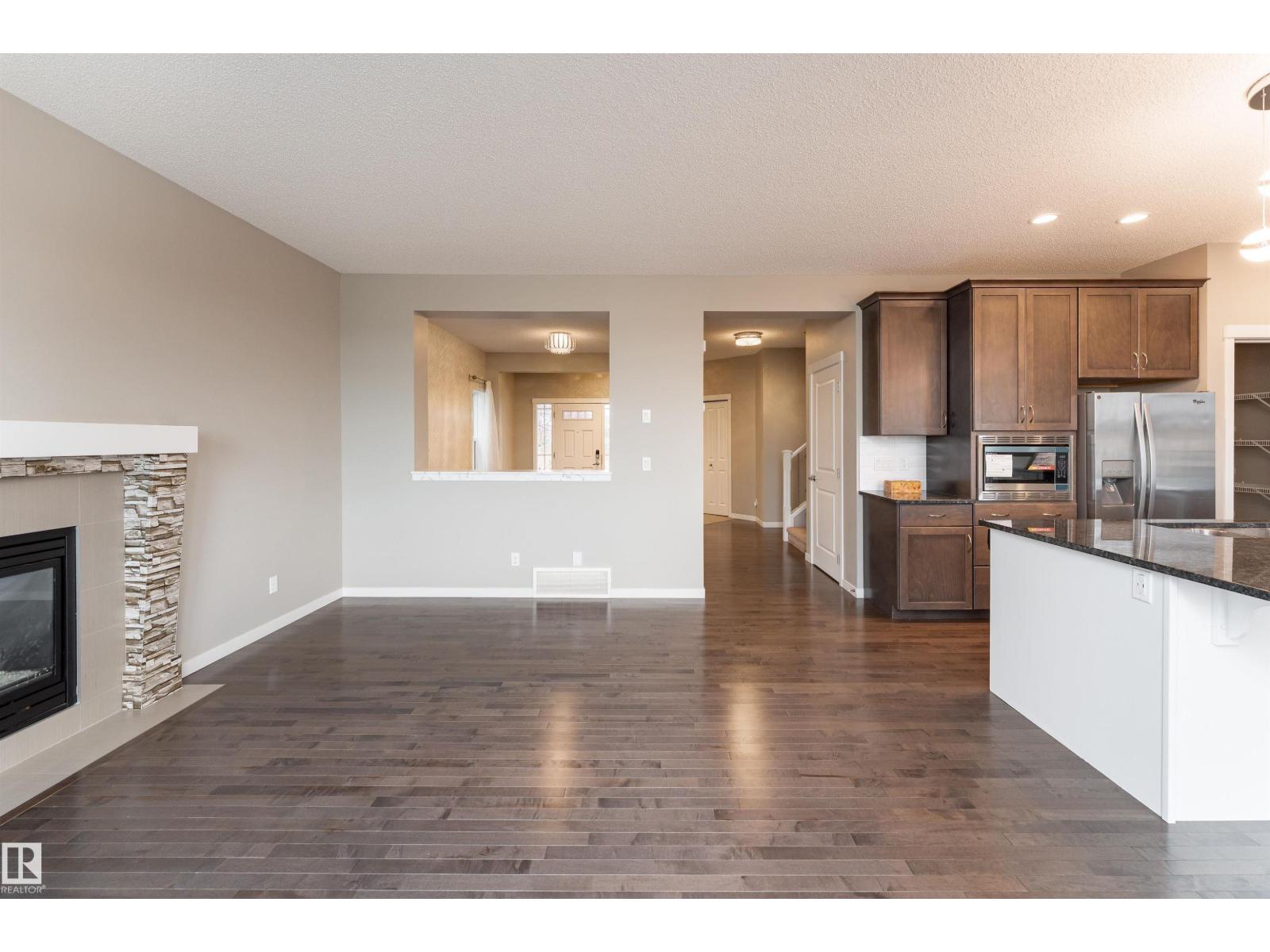 17523 56 ST NW