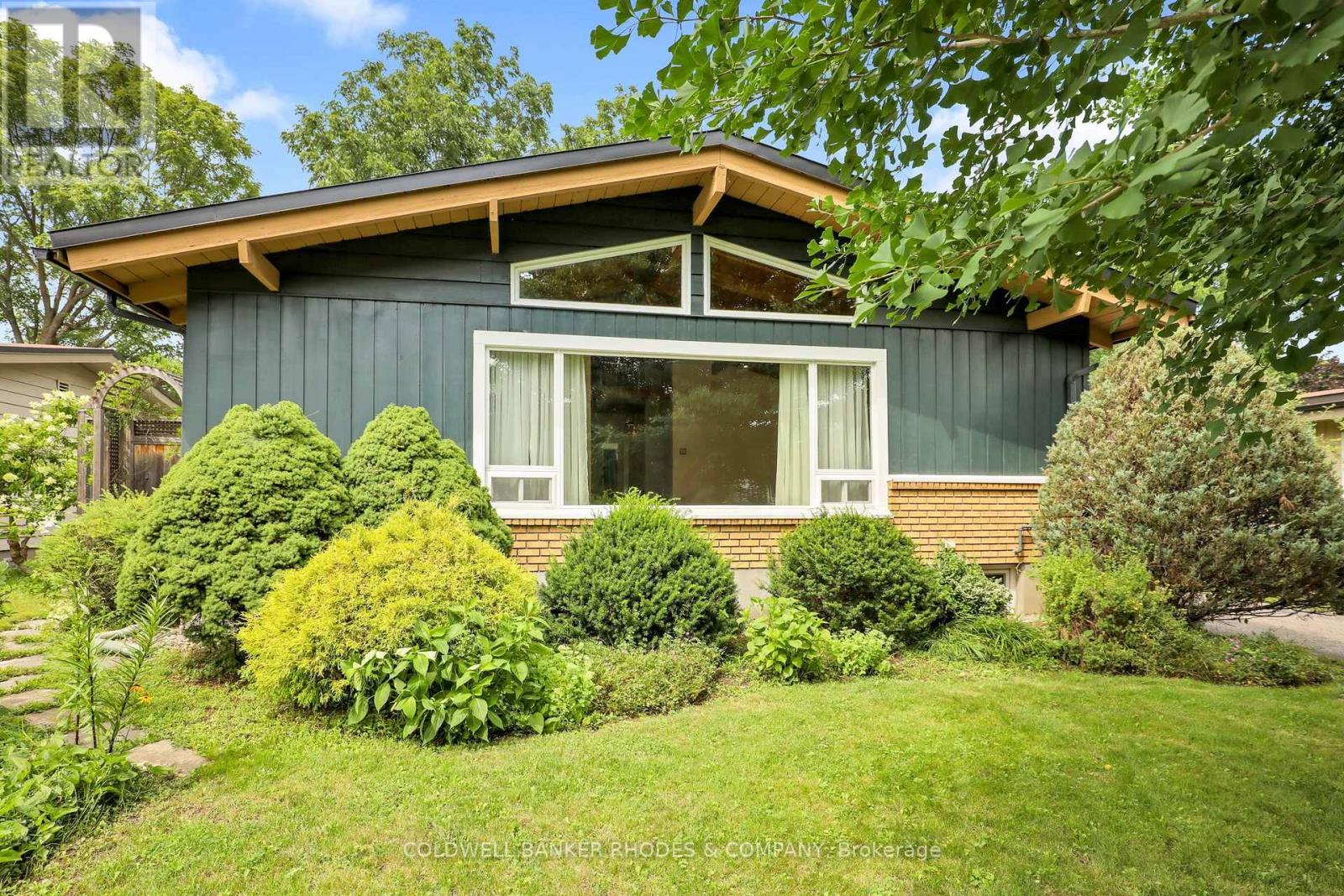 359 Mountbatten Avenue, Ottawa, Ontario K1H 5W2 - Photo 3 - X13840816