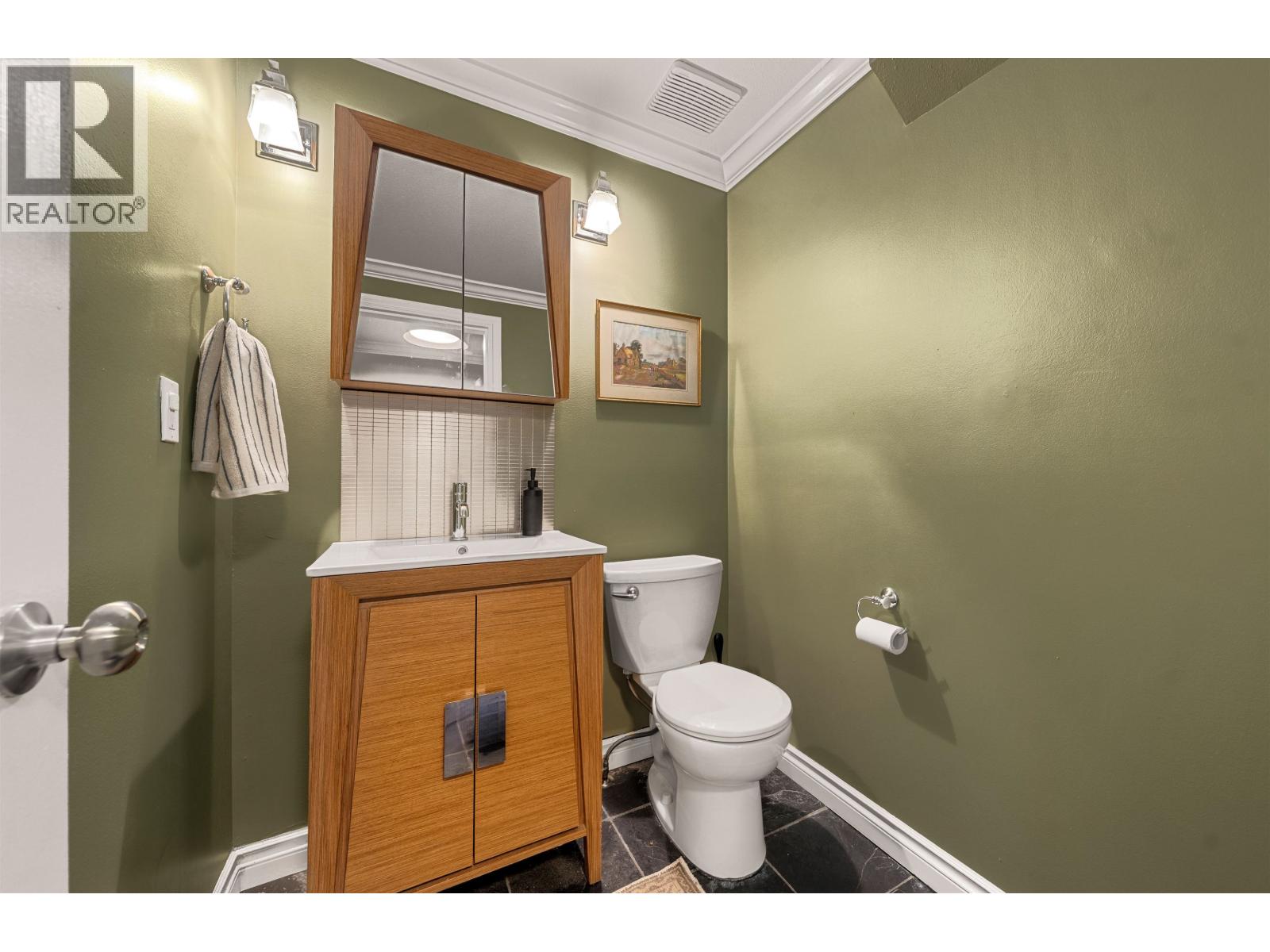 709 Prior Street, Vancouver, British Columbia V6A 2G8 - Photo 15 - R3170598