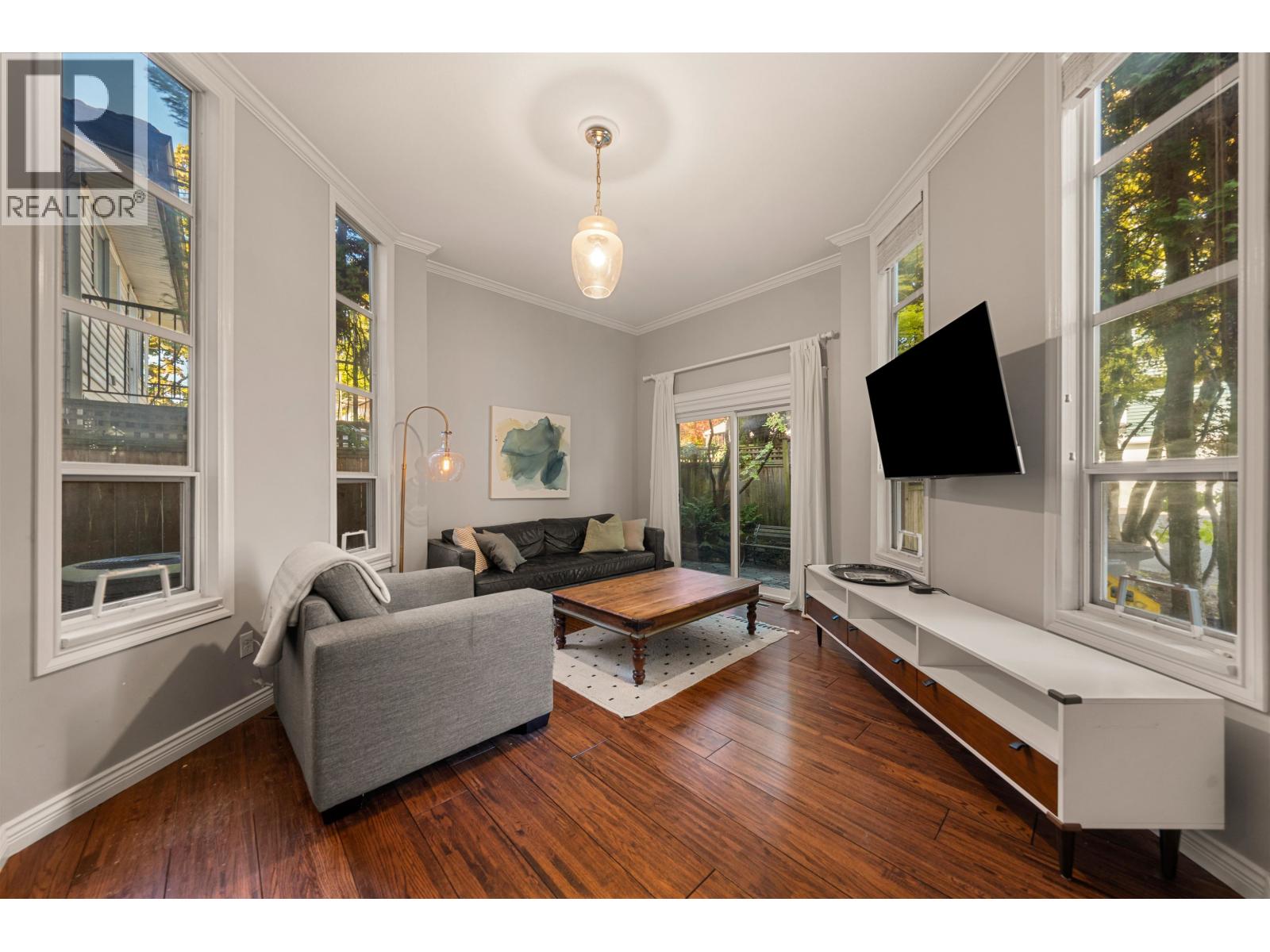 709 Prior Street, Vancouver, British Columbia V6A 2G8 - Photo 3 - R3170598