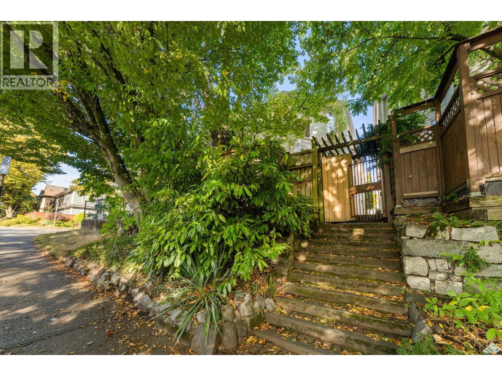 709 Prior Street, Vancouver, British Columbia V6A 2G8 - Photo 31 - R3170598