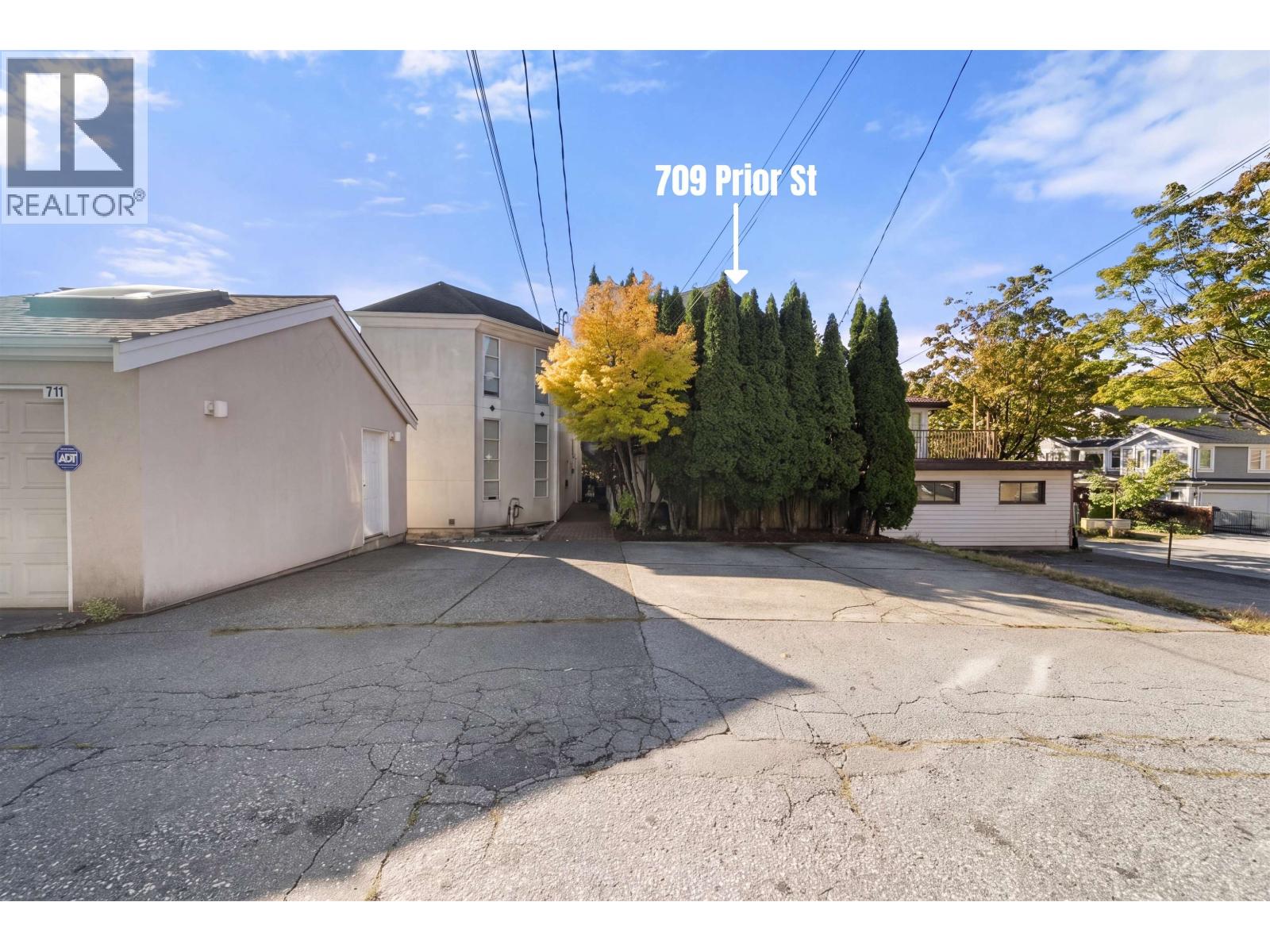 709 Prior Street, Vancouver, British Columbia V6A 2G8 - Photo 32 - R3170598