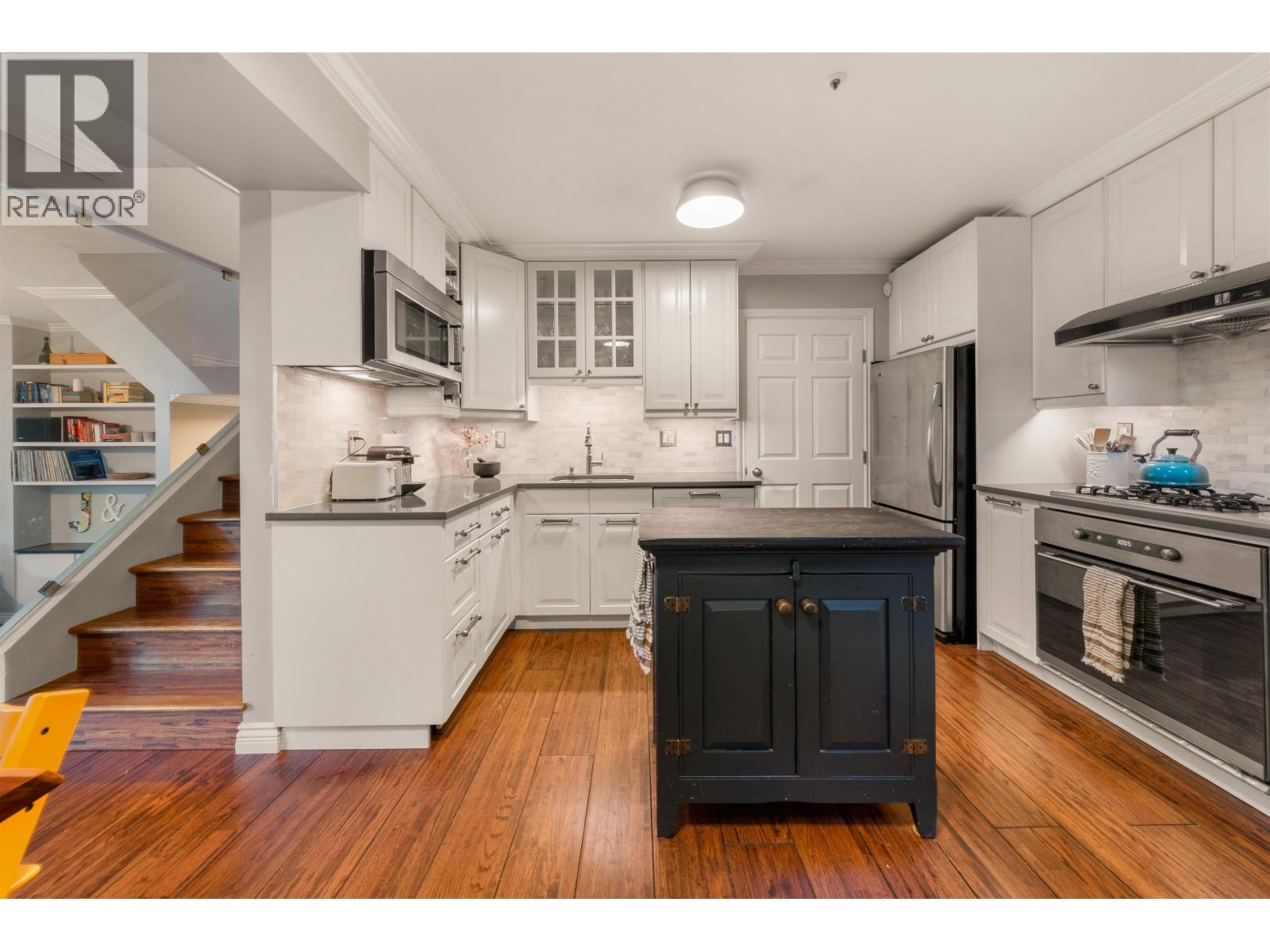 709 Prior Street, Vancouver, British Columbia V6A 2G8 - Photo 8 - R3170598