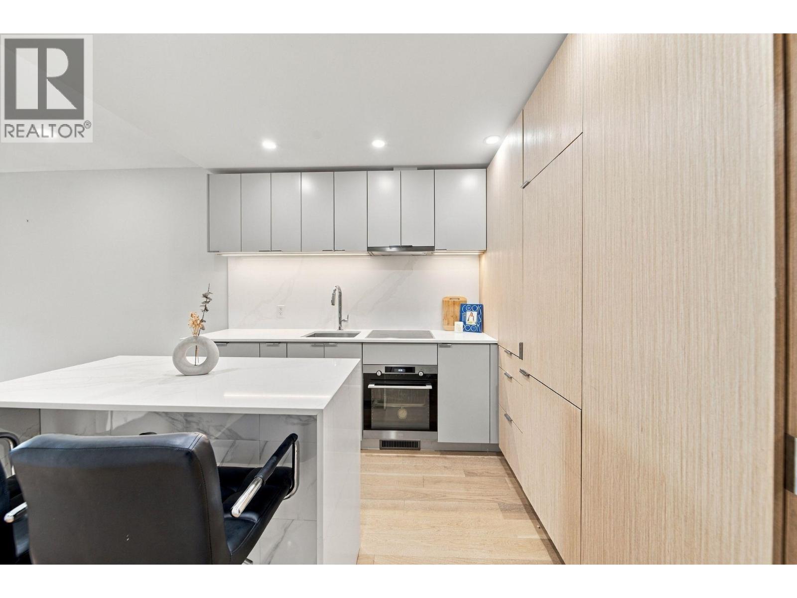 507 239 Keefer Street, Vancouver, British Columbia  V6A 1X6 - Photo 3 - R3170614